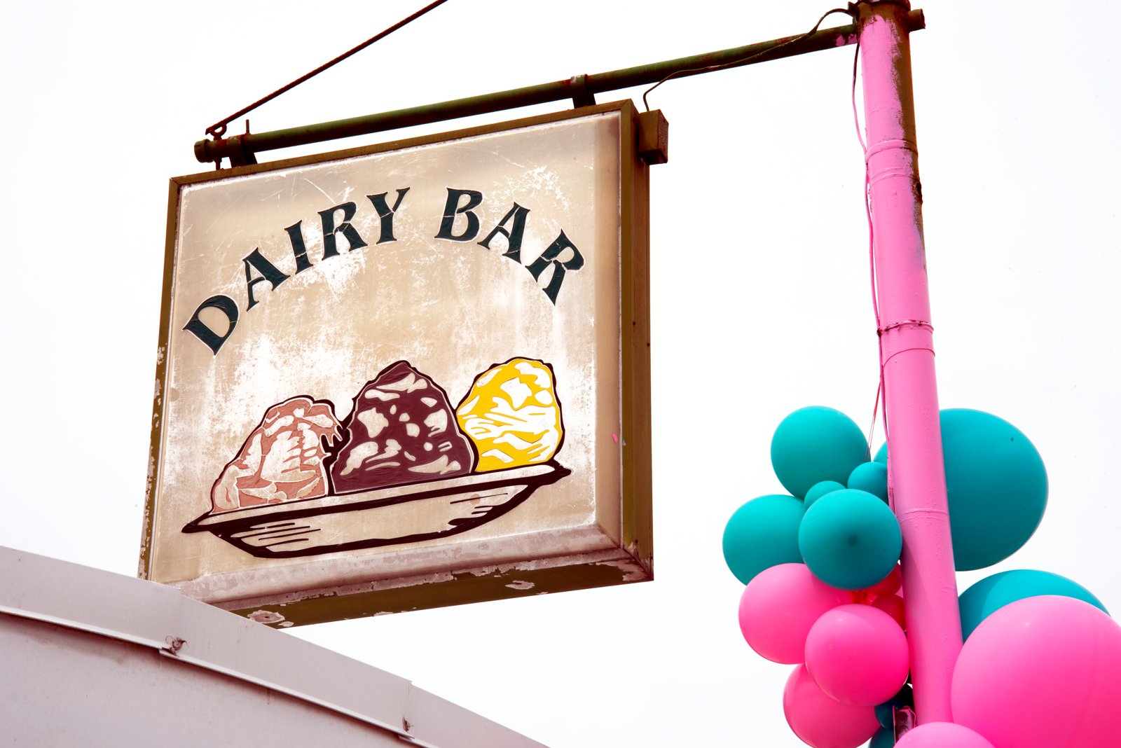 The classic Dairy Bar sign